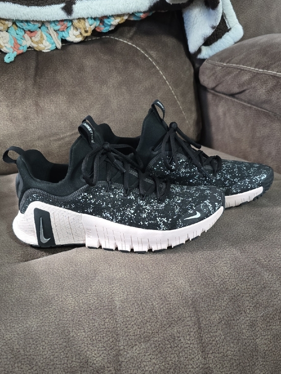 Nike Shoes - Nike Metcon 7 Black With Silver Speckles Sneakers with Pale Pink Sole